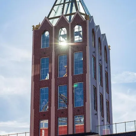 Otel Alchemist Von Goldenburg