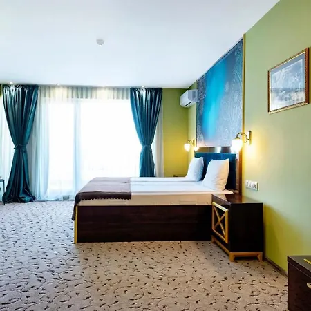 Готель Alchemist Von Goldenburg 4*